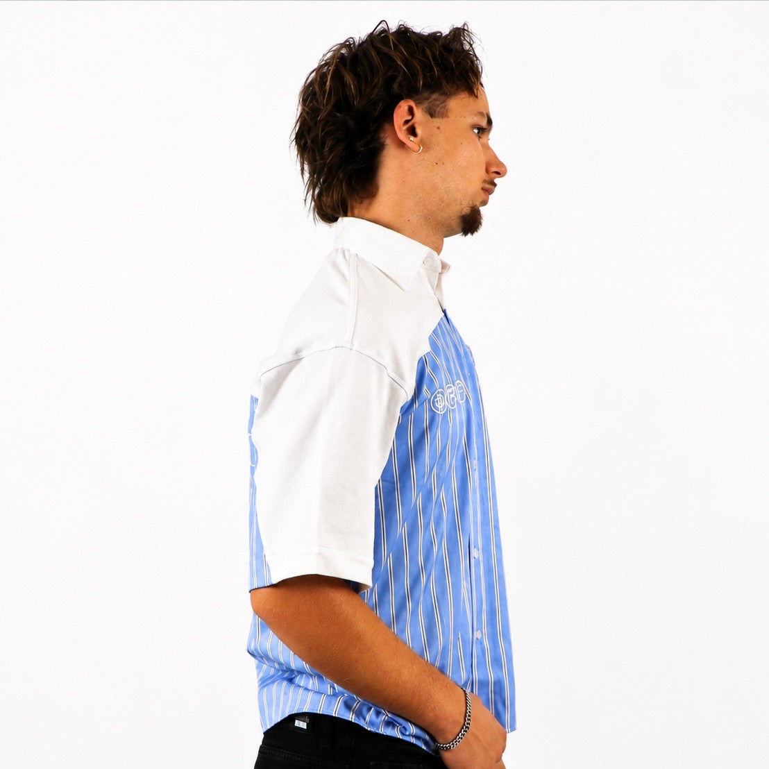 Chemise Oversize Bleu & Blanc à Rayures – Style Streetwear