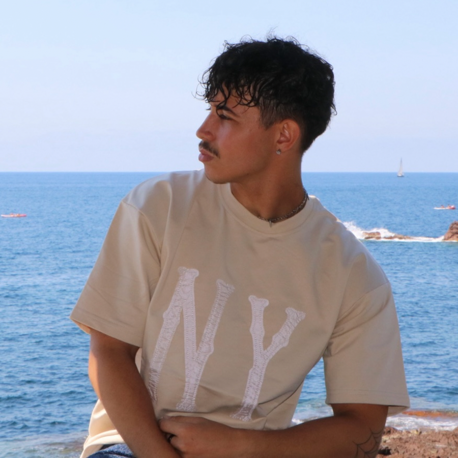 T-shirt Beige Oversize avec Broderie “NY” – Style Streetwear